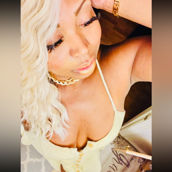 Women necklace in gold - Picture 3 of 5